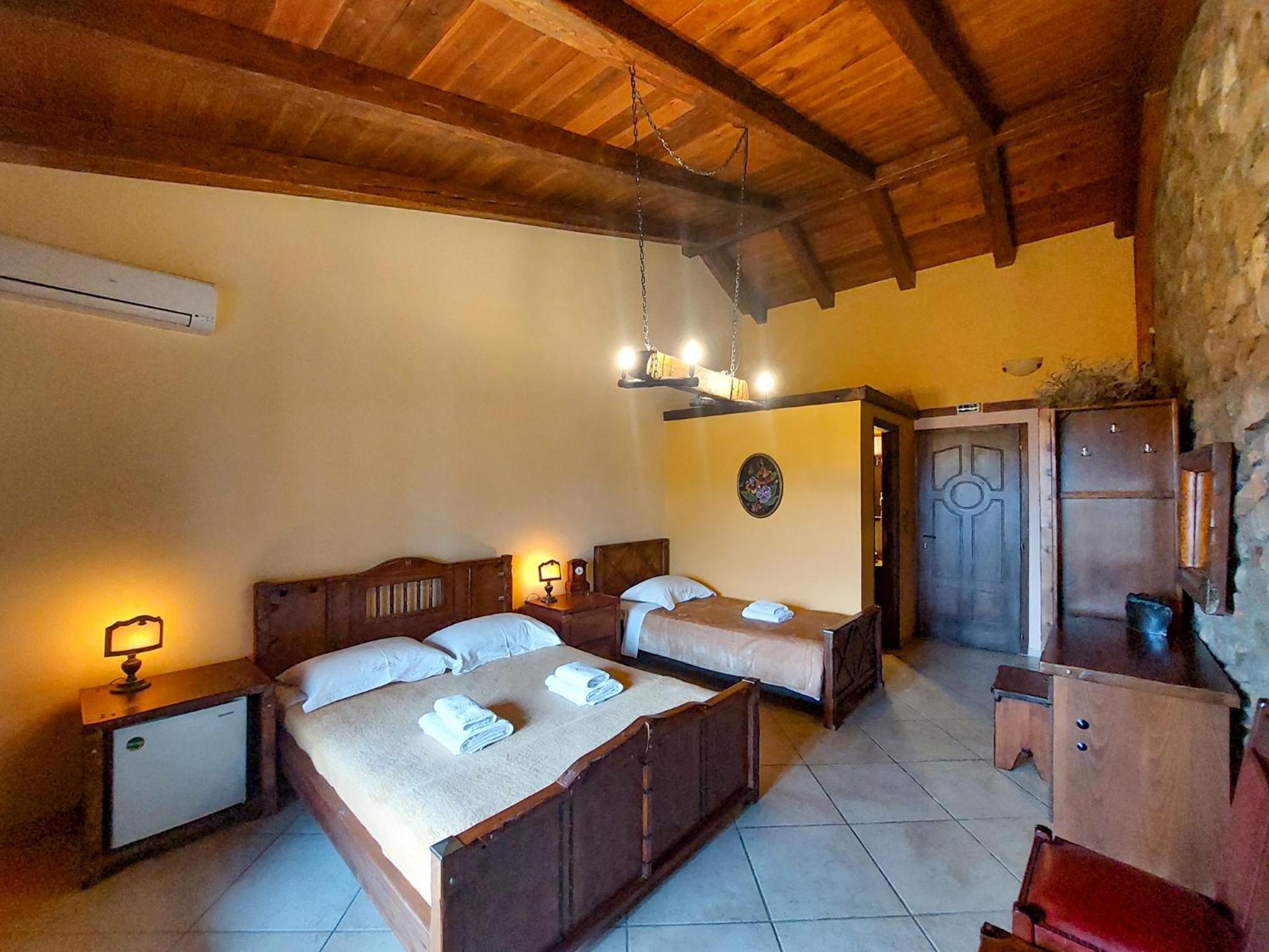 Metohi Hotel Marioláta Exterior foto